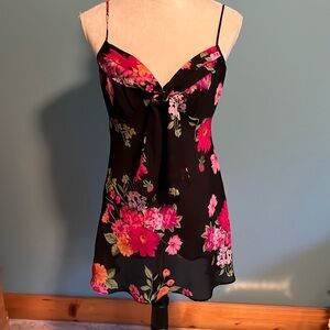 Flora by Flora Nikrooz Vintage Nightie. Black floral print Med Adjustable Straps